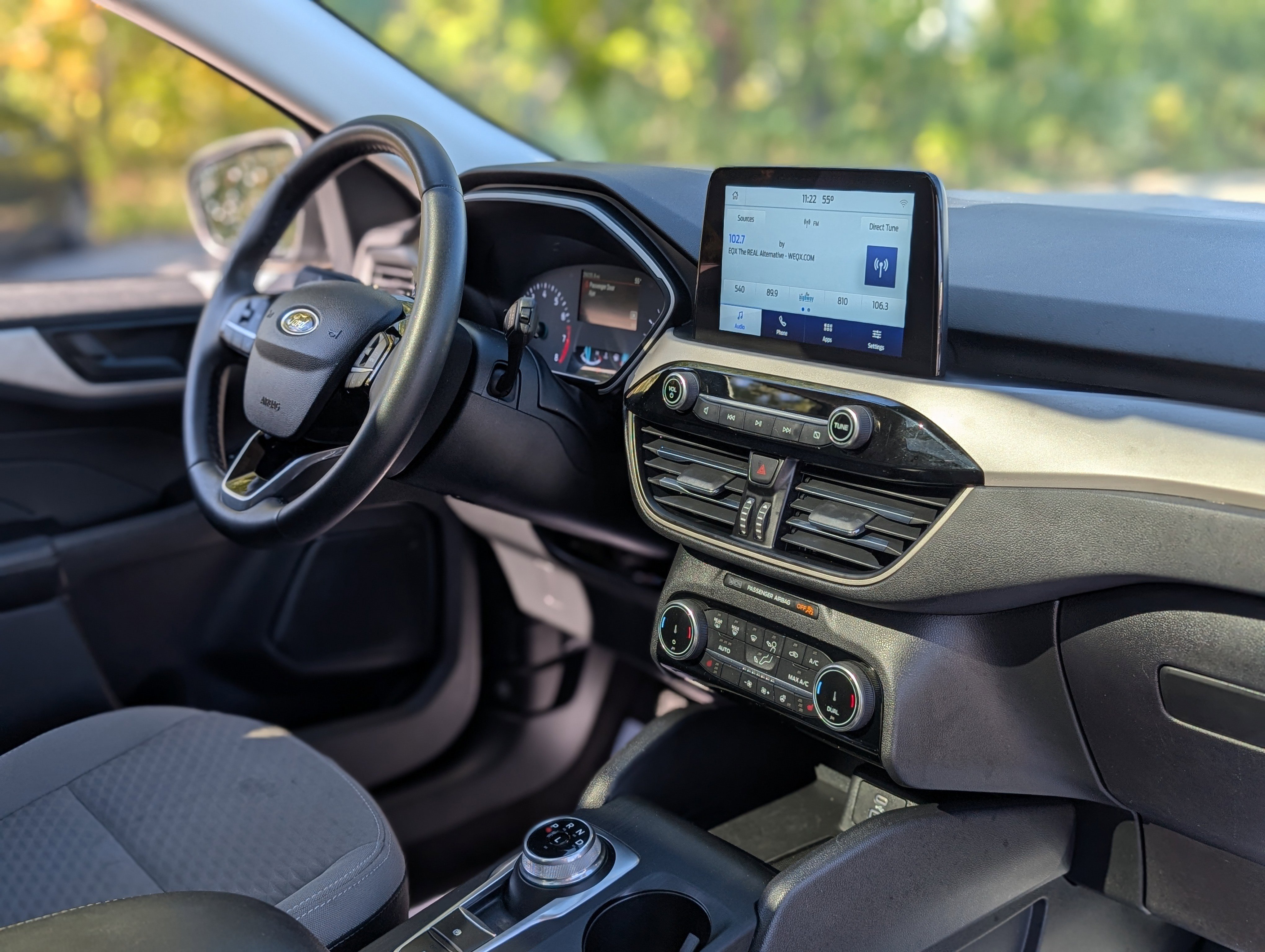 Used 2022 Ford Escape SE w/ SE Sport Appearance Package image 43