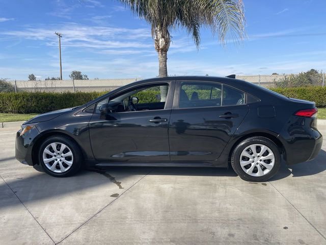 Used 2020 Toyota Corolla LE image 5