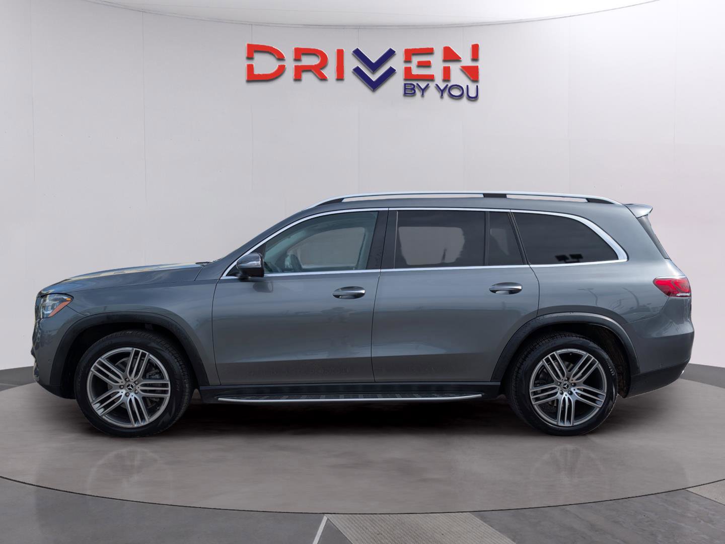 Used 2020 Mercedes-Benz GLS 450 4MATIC image 2