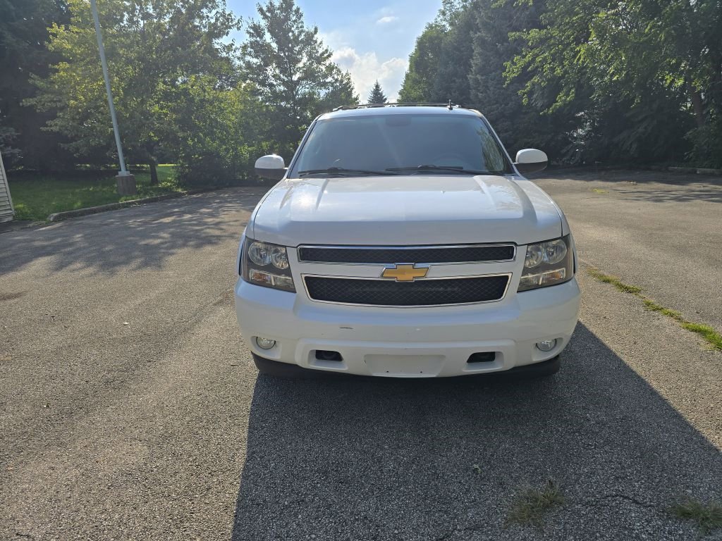 Used 2012 Chevrolet Suburban LT w/ Luxury Package image 8