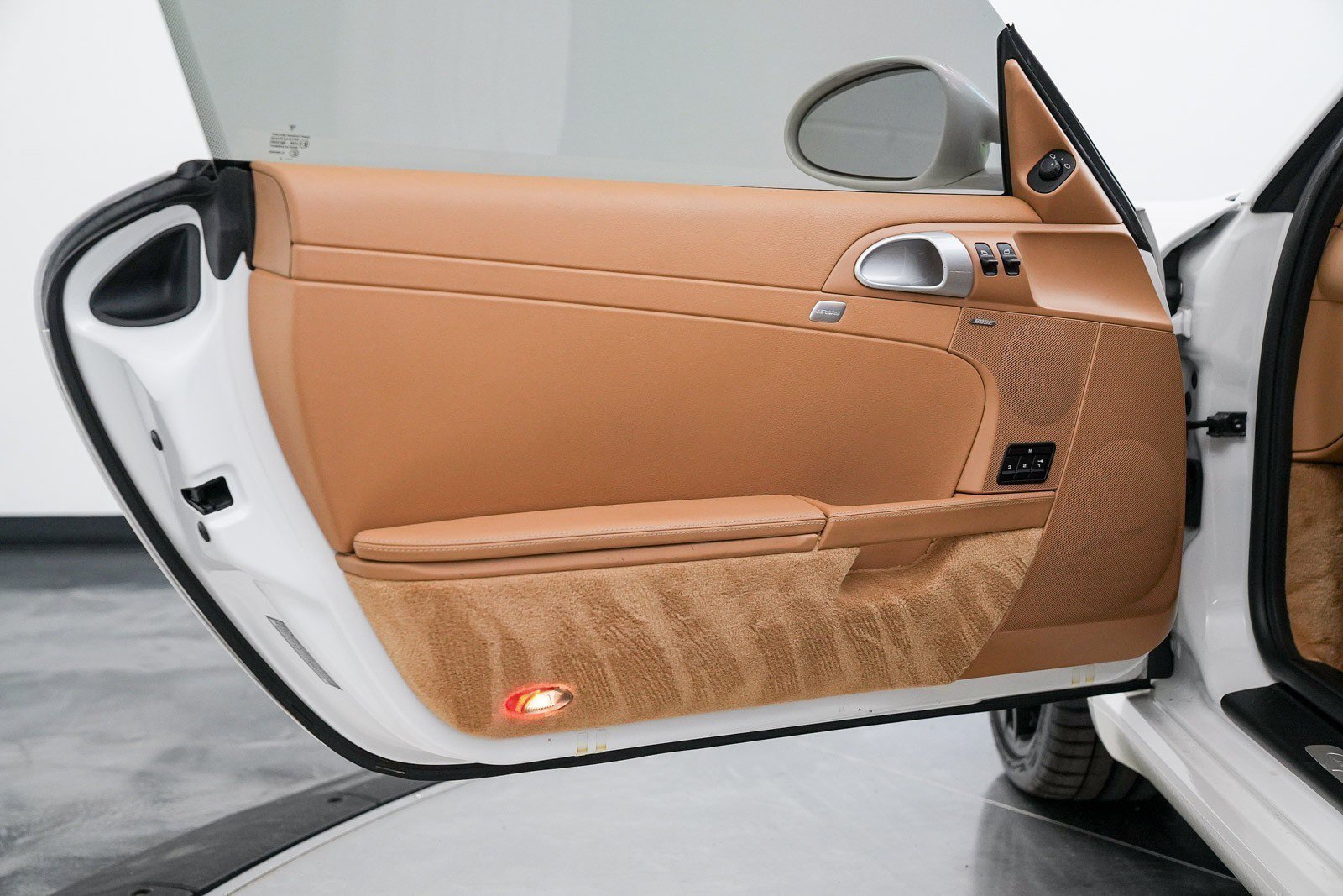 Used 2010 Porsche Cayman S image 24