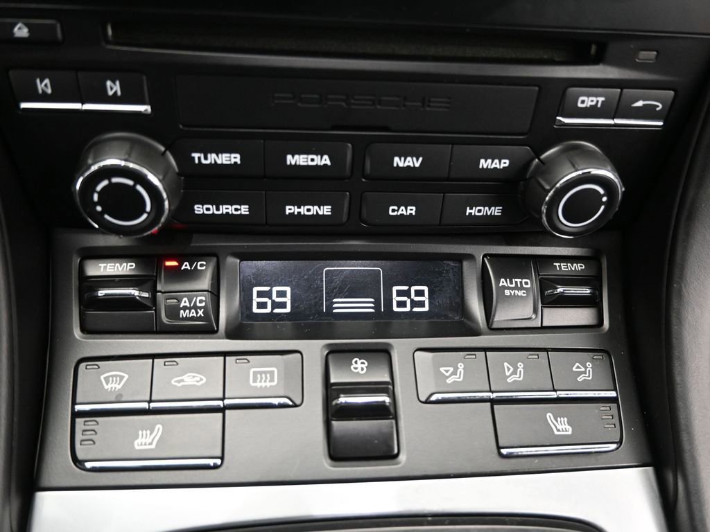 Used 2017 Porsche 911 Carrera S image 34