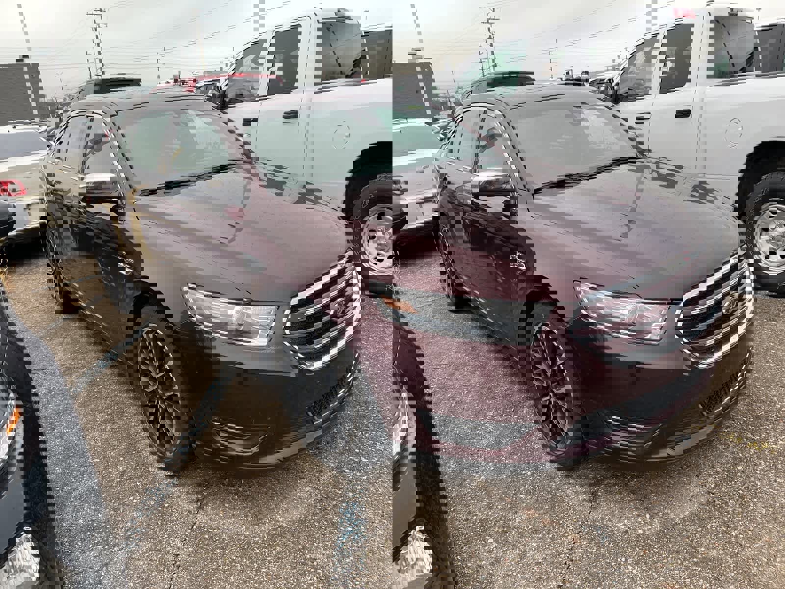 Used 2019 Ford Taurus Limited image 18