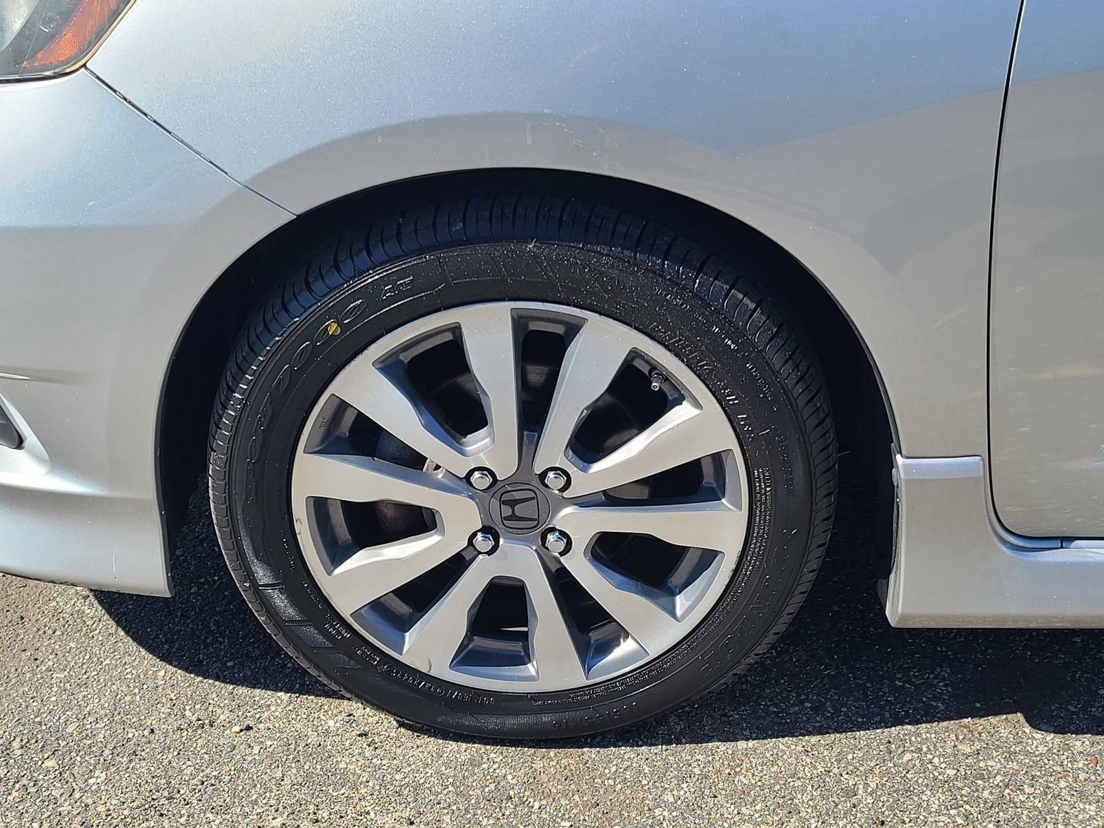 Used 2012 Honda Fit Sport image 27