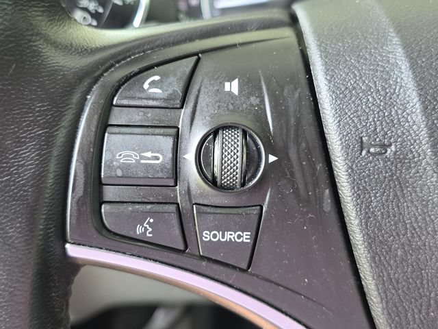 Used 2016 Acura MDX w/ Technology Package AWD/4WD image 32