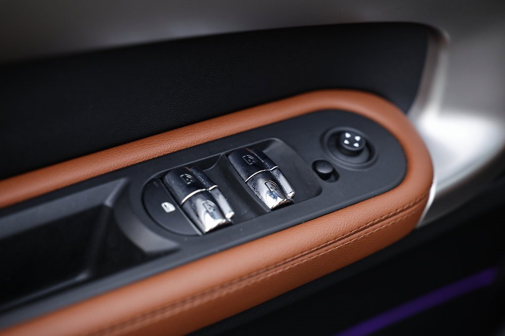 Used 2023 MINI Cooper Countryman SE w/ Signature Upholstery Package image 17