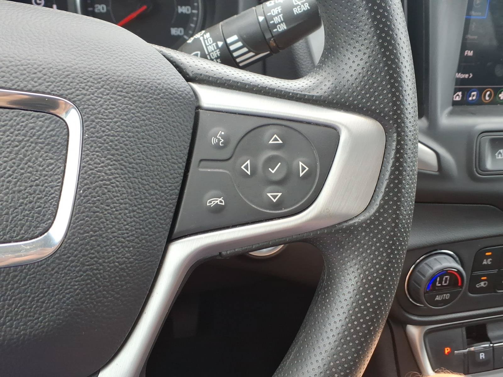 Used 2023 GMC Terrain SLE w/ Driver Convenience Package AWD/4WD image 18