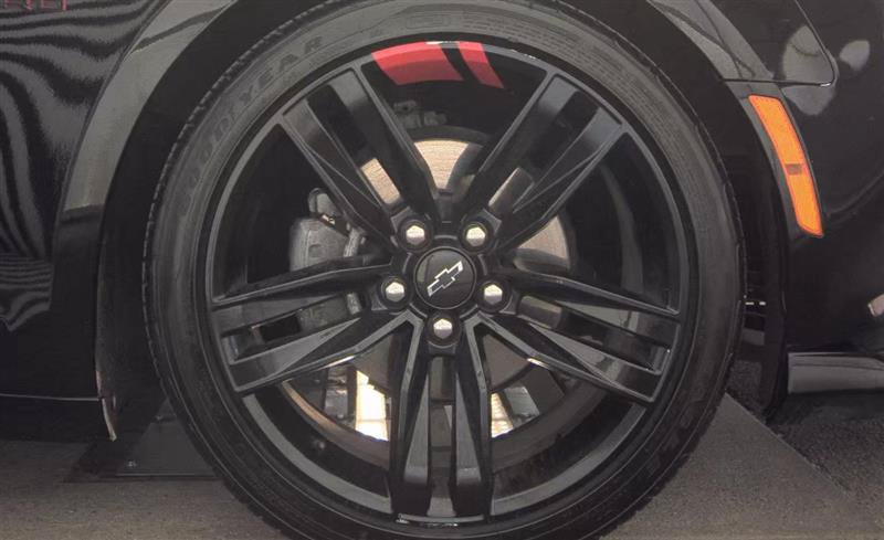 Used 2024 Chevrolet Camaro LT w/ Redline Edition RWD image 13
