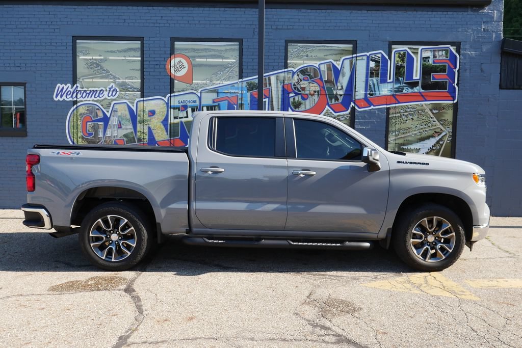 Used 2024 Chevrolet Silverado 1500 LT AWD/4WD image 24