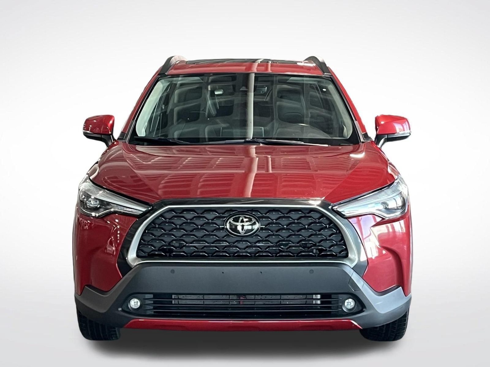 Used 2022 Toyota Corolla Cross XLE w/ Convenience Package AWD/4WD image 3