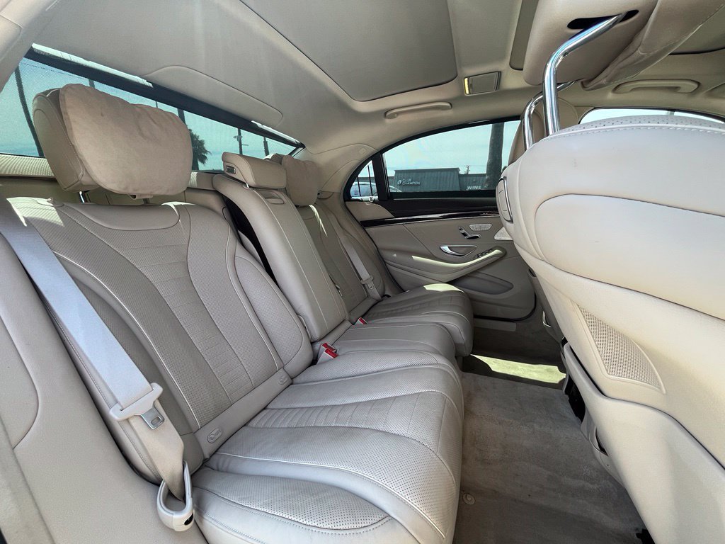 Used 2019 Mercedes-Benz S 560 Sedan image 18