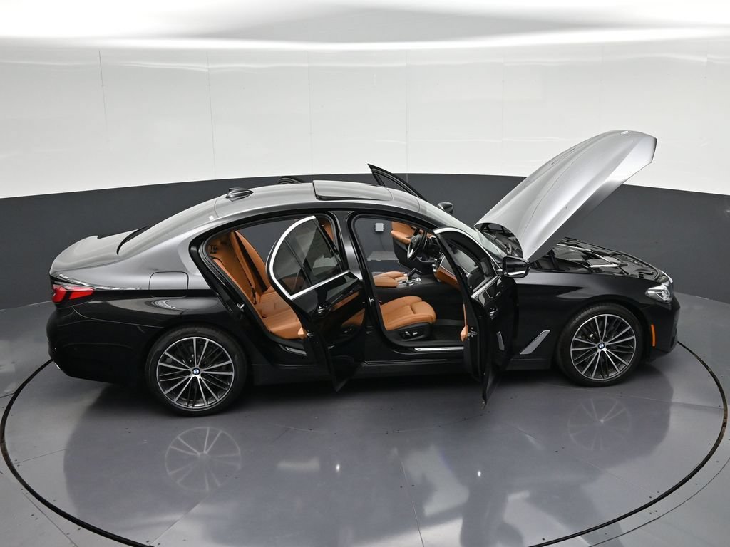 Used 2021 BMW 530i w/ Premium Package RWD image 41