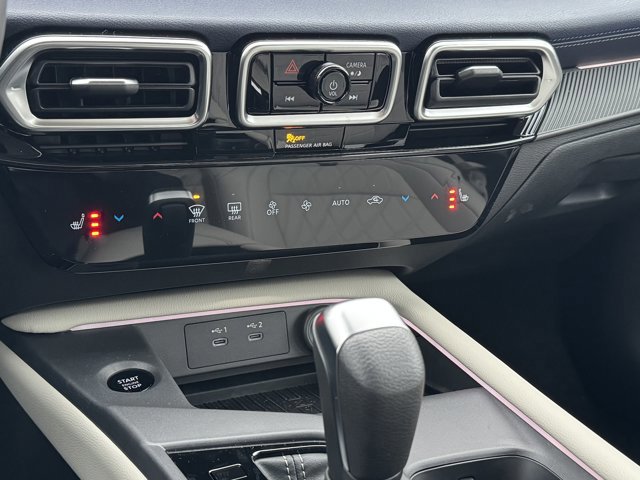 New 2026 Nissan Sentra SL w/ Floor Mat Package image 46