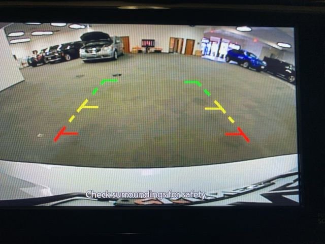 Used 2024 Nissan Versa SR image 39