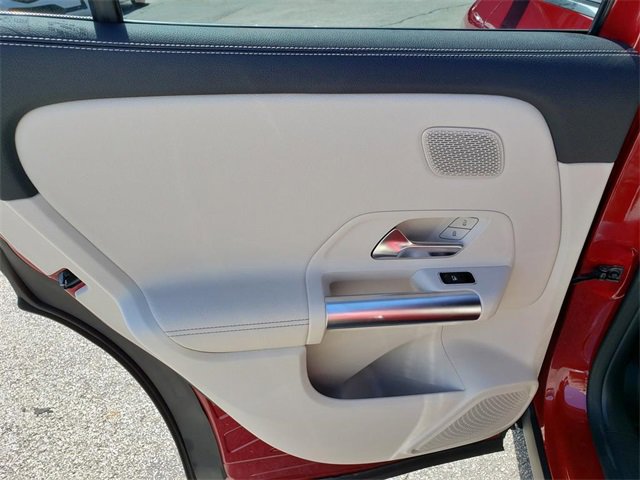 New 2026 Mercedes-Benz GLA 250 4MATIC image 13