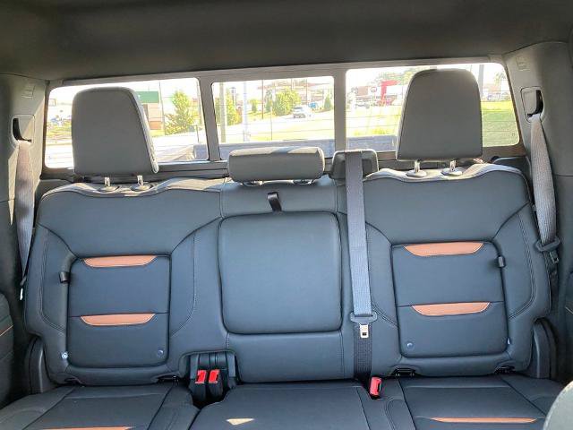 Used 2026 GMC Sierra 2500 AT4 w/ AT4 Premium Plus Package AWD/4WD image 27