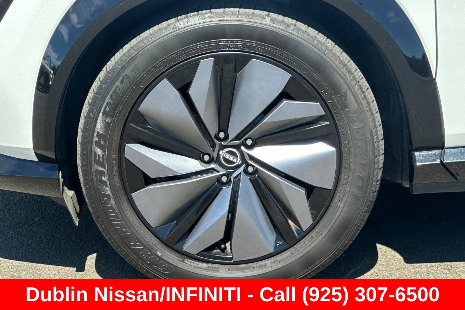 Used 2023 Nissan Ariya FWD image 45