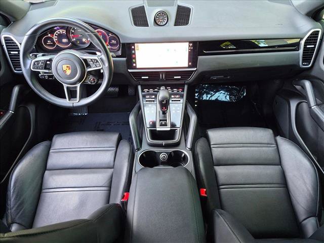 Used 2023 Porsche Cayenne Coupe AWD/4WD image 19