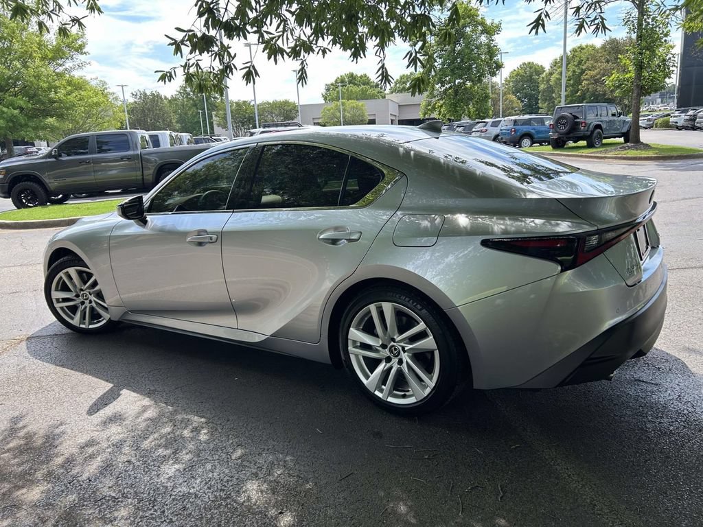 Used 2025 Lexus IS 300 w/ Comfort Package RWD image 4