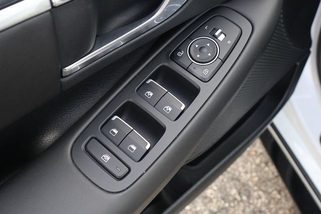 Used 2023 Hyundai Sonata SEL FWD image 12