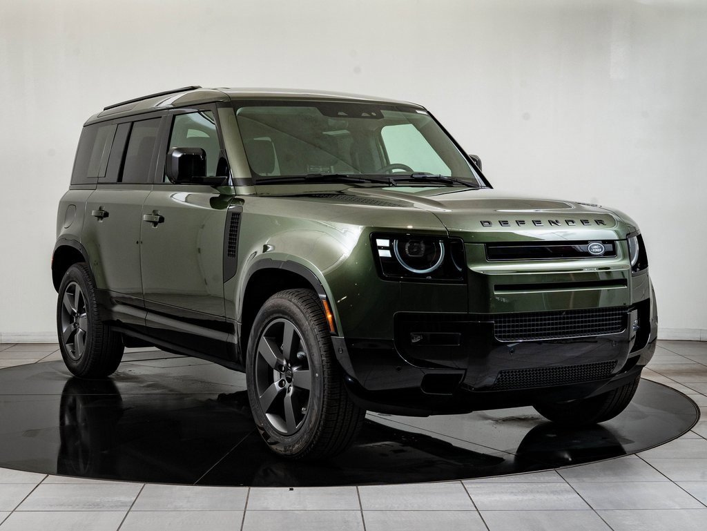 New 2026 Land Rover Defender 110 X-Dynamic SE image 5