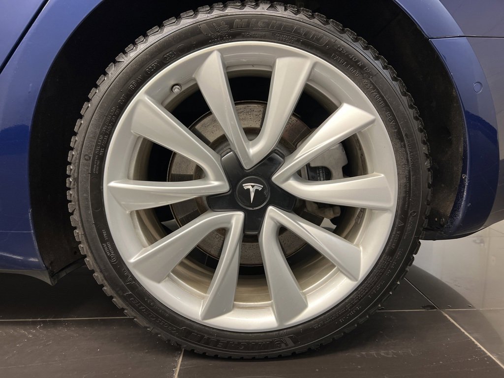 Used 2018 Tesla Model 3 Long Range image 7