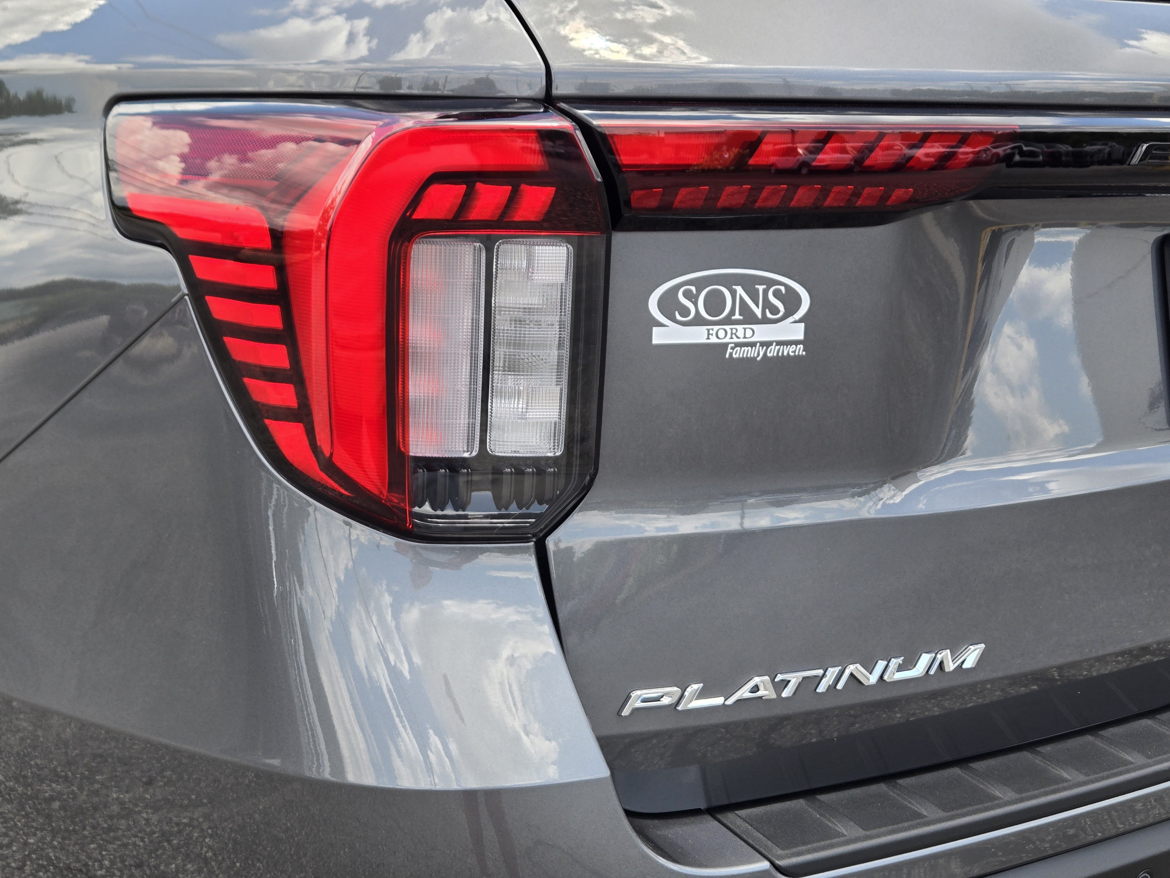 New 2026 Ford Explorer Platinum RWD image 10