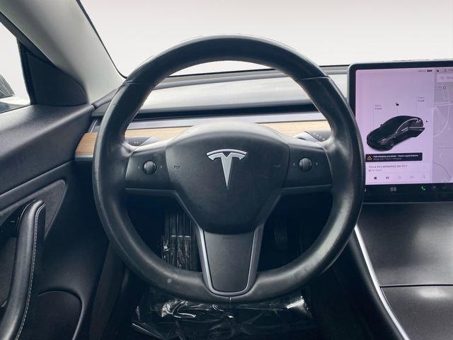 Used 2018 Tesla Model 3 Long Range image 12