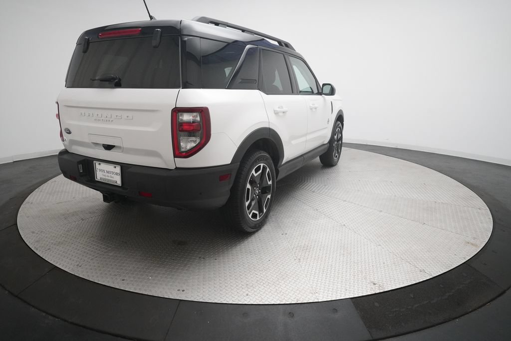 Used 2023 Ford Bronco Sport Outer Banks AWD/4WD image 13