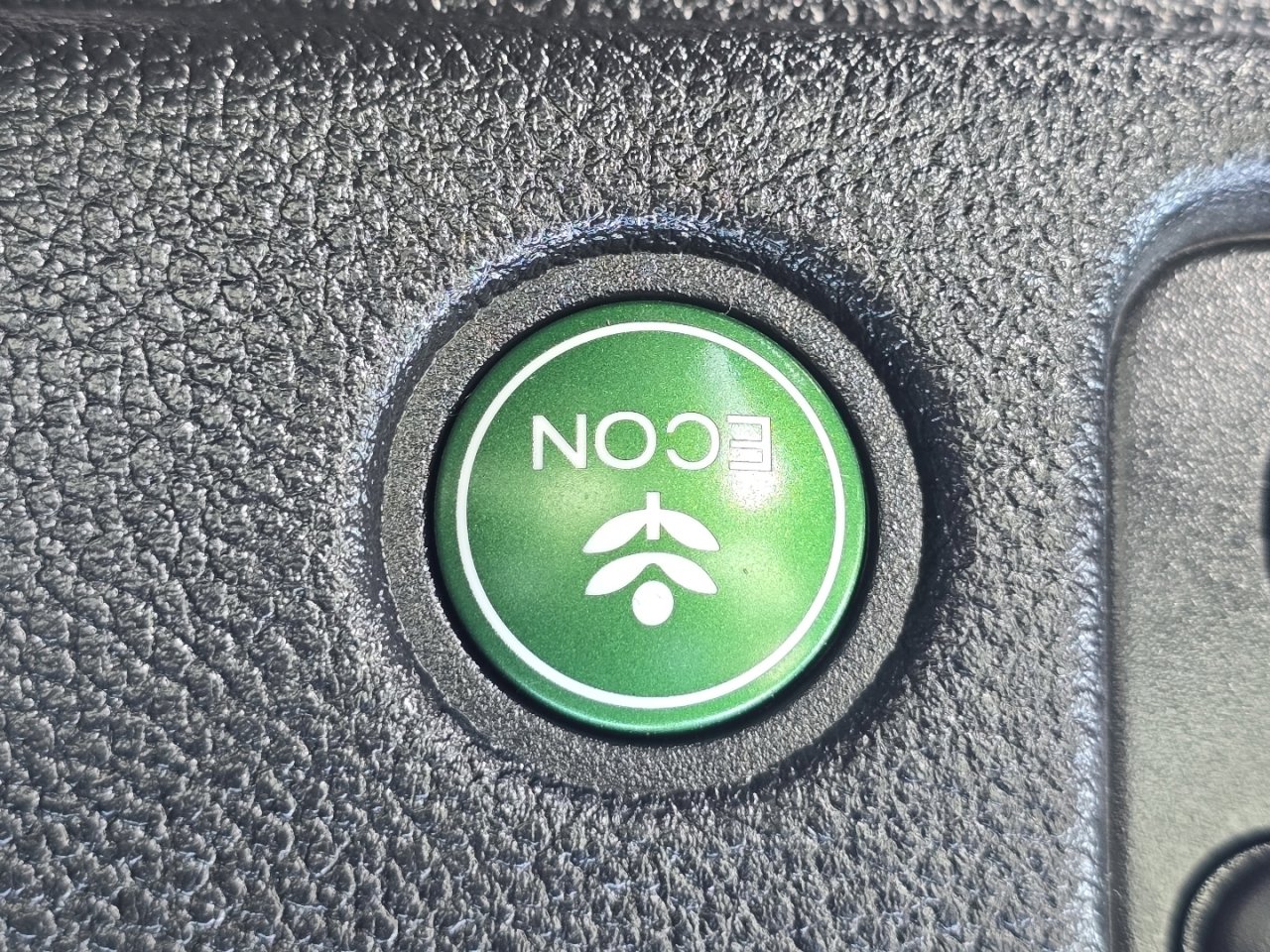 Used 2018 Honda Ridgeline RTL-T image 10