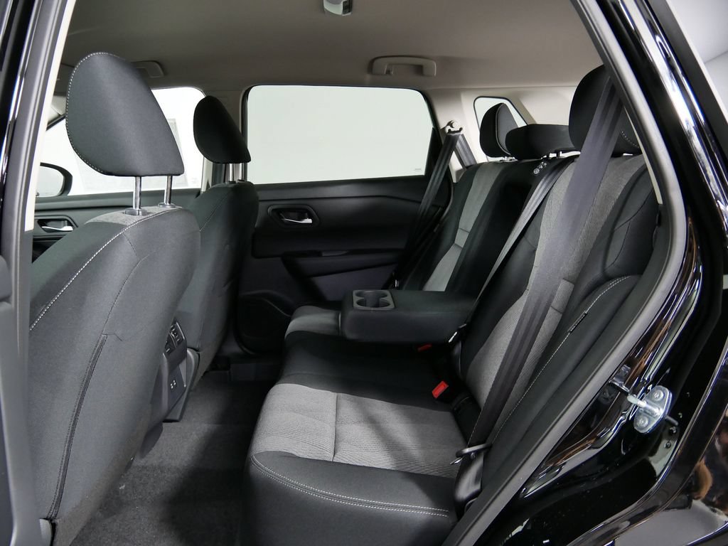 New 2026 Nissan Rogue SV AWD/4WD image 17