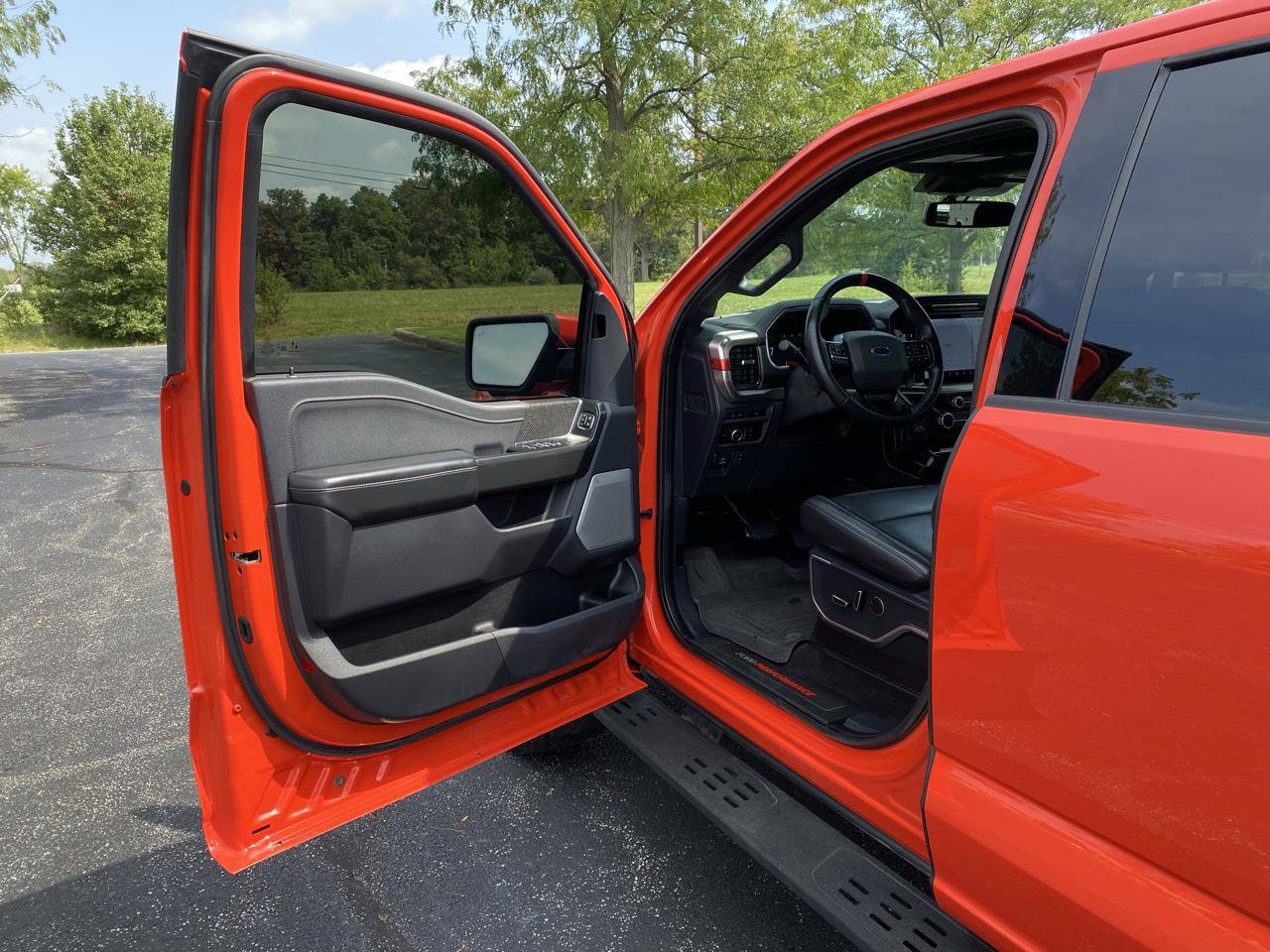 Used 2023 Ford F150 Raptor AWD/4WD image 10