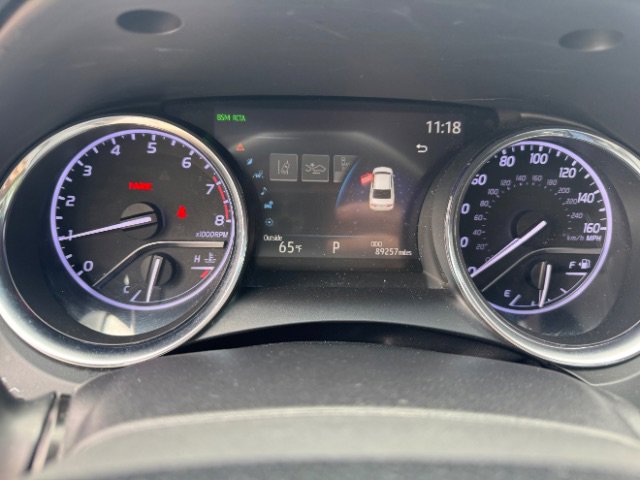 Used 2019 Toyota Camry XLE image 14