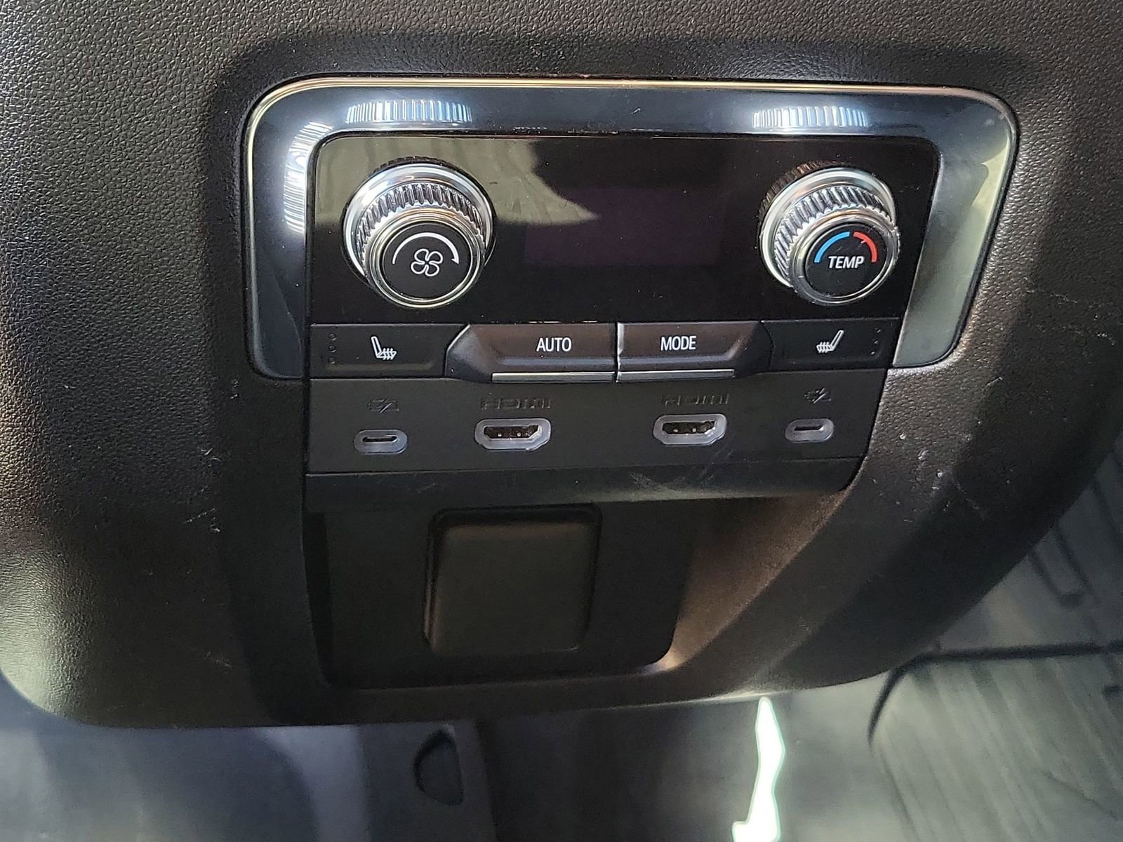 Certified 2023 GMC Yukon XL Denali Ultimate image 21