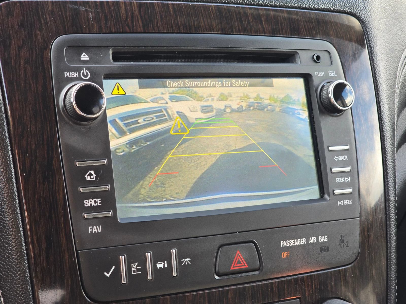 Used 2016 Chevrolet Traverse LT w/ Style and Technology Package FWD image 30