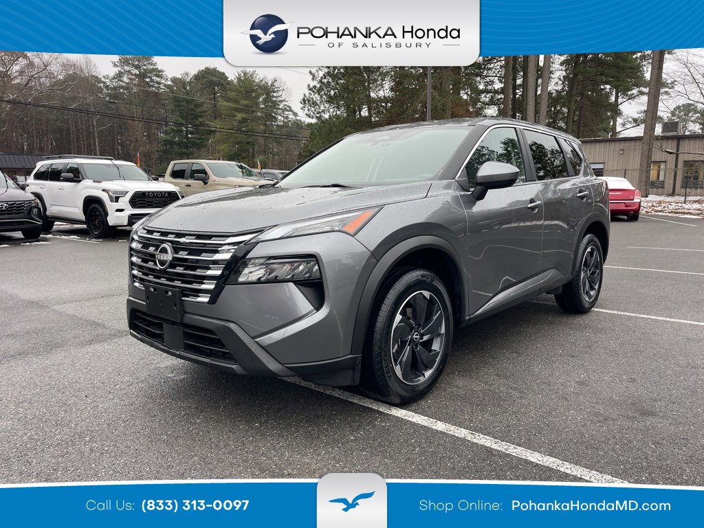 Used 2024 Nissan Rogue SV image 1