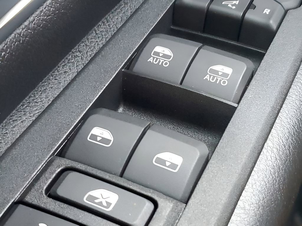 Used 2025 RAM 1500 Big Horn image 34