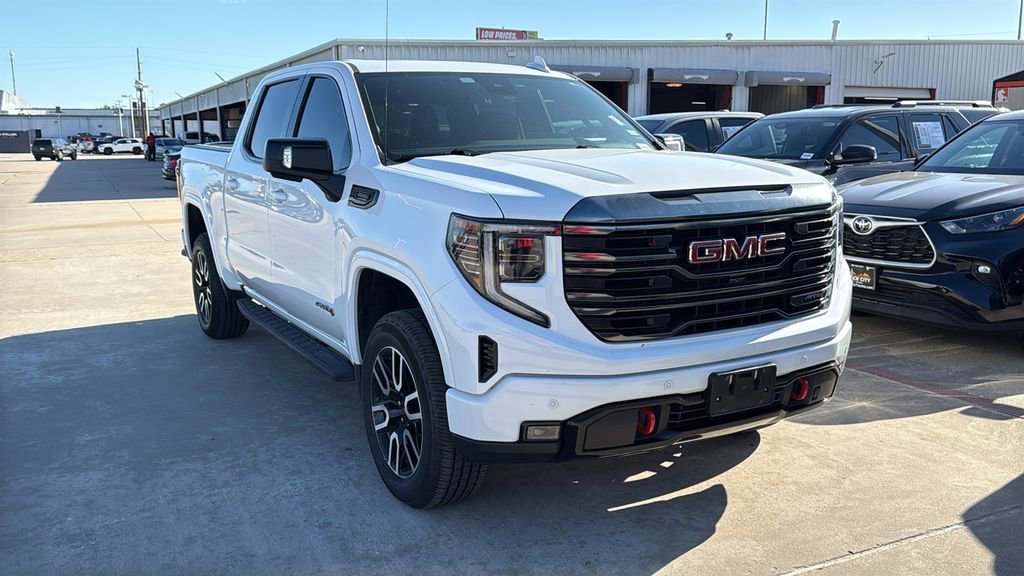 Used 2024 GMC Sierra 1500 AT4 w/ Technology Package image 2