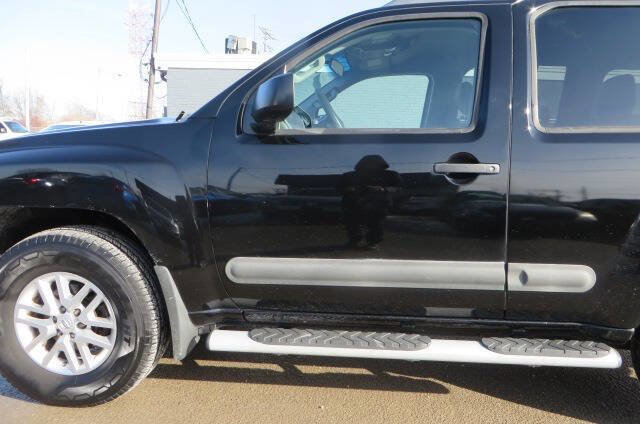 Used 2015 Nissan Xterra S w/ Value Package AWD/4WD image 29