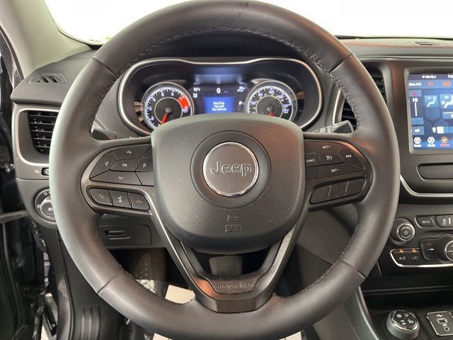 Used 2022 Jeep Cherokee Trailhawk w/ Comfort/Convenience Group AWD/4WD image 21