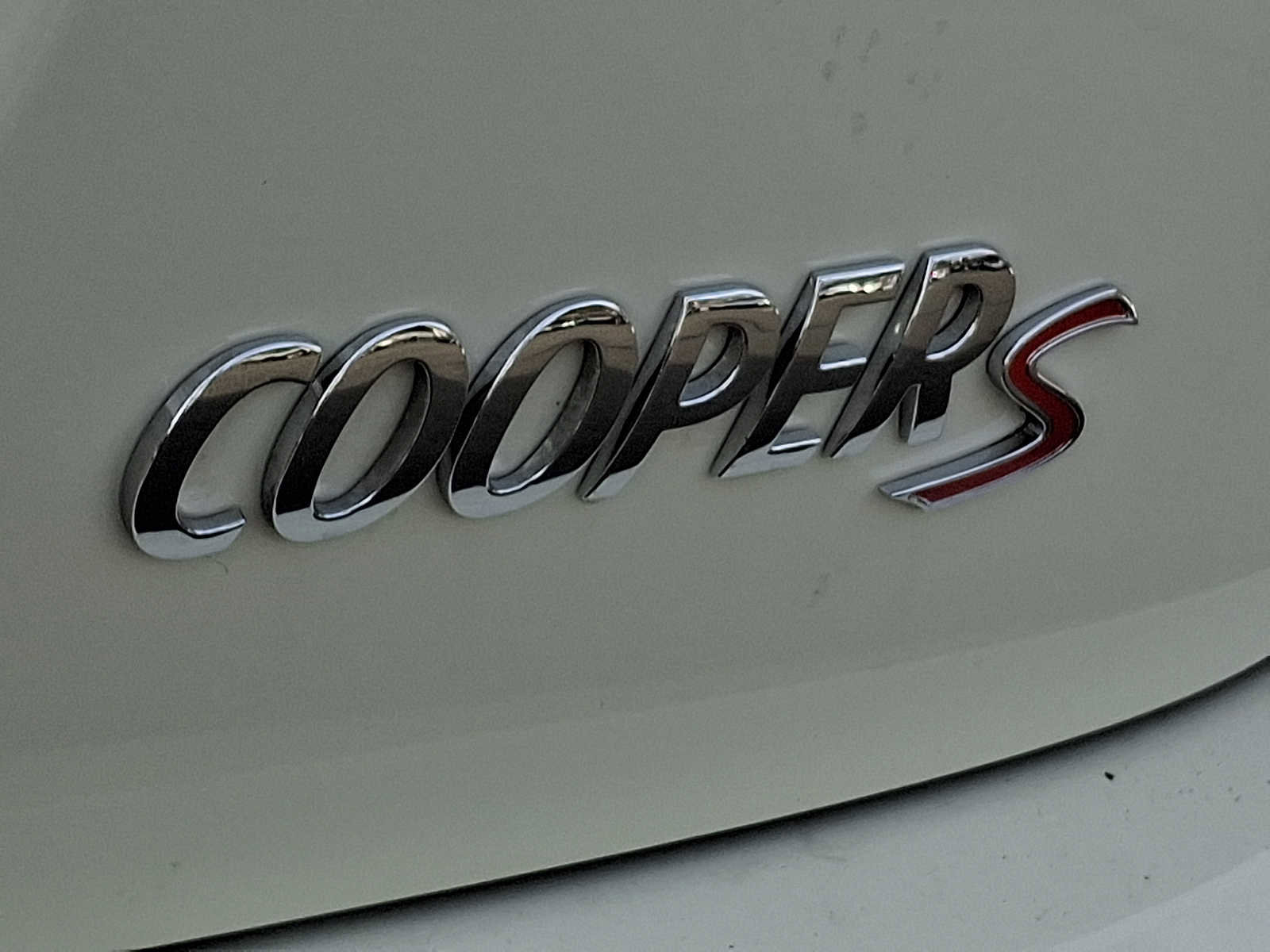 Used 2022 MINI Cooper S w/ Signature Upholstery Package image 21