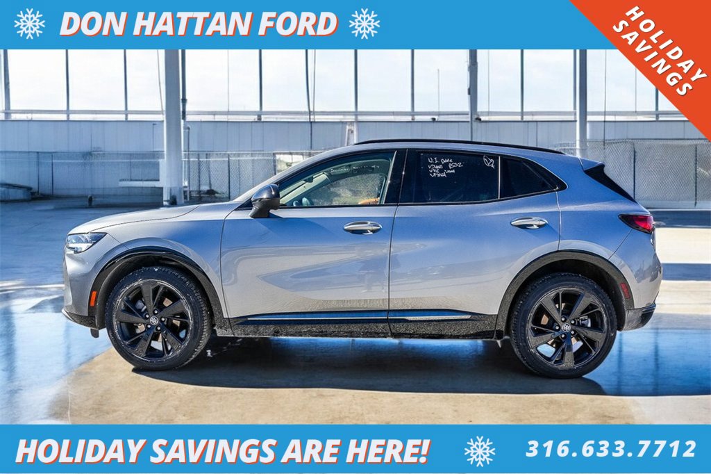 Used 2023 Buick Envision Preferred image 2