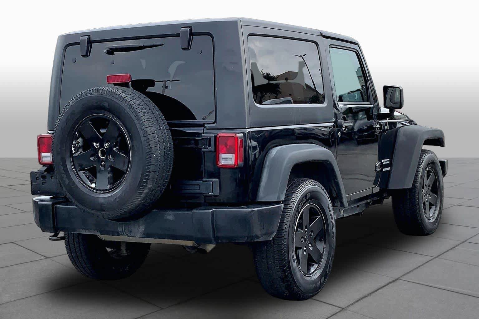 Used 2013 Jeep Wrangler Sport AWD/4WD image 12