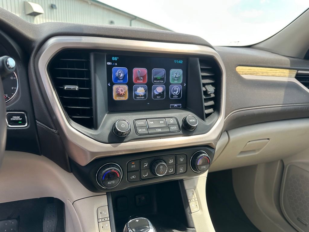 Used 2019 GMC Acadia Denali w/ Technology Package AWD/4WD image 16