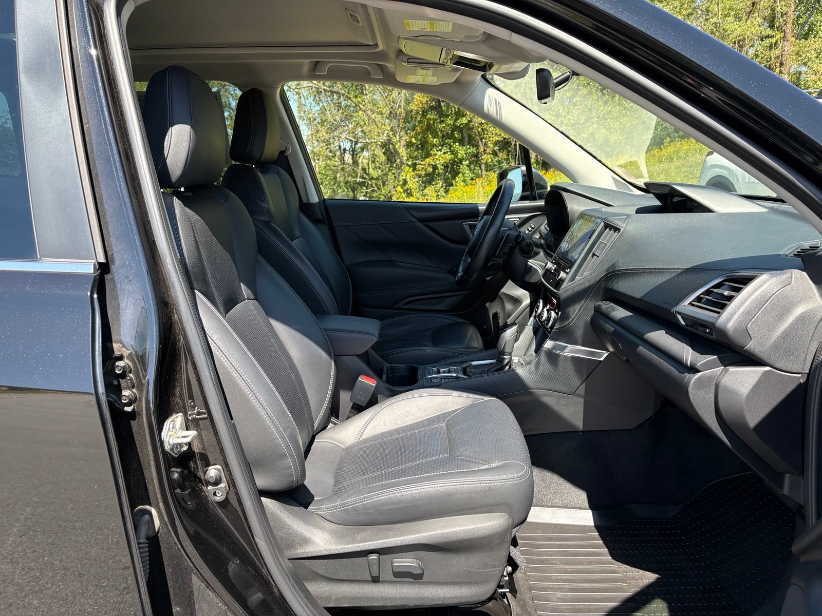Used 2021 Subaru Forester Touring AWD/4WD image 30