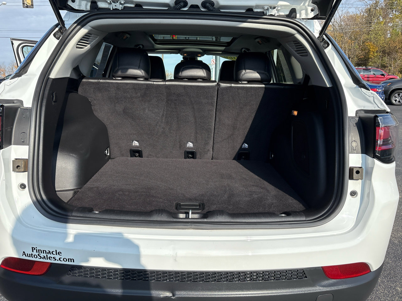 Used 2022 Jeep Compass Latitude w/ Sun and Sound Group image 32