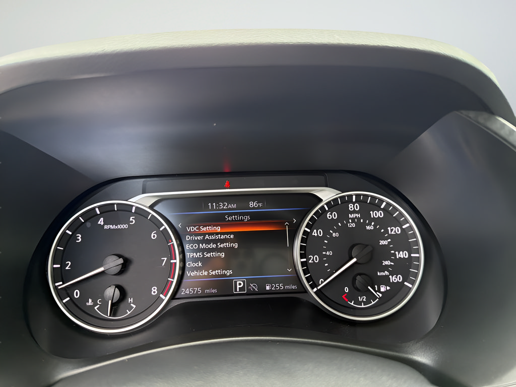 Certified 2025 Nissan Sentra SV FWD image 31