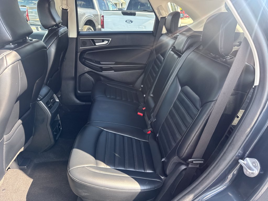 Used 2024 Ford Edge SEL w/ Convenience Package AWD/4WD image 17