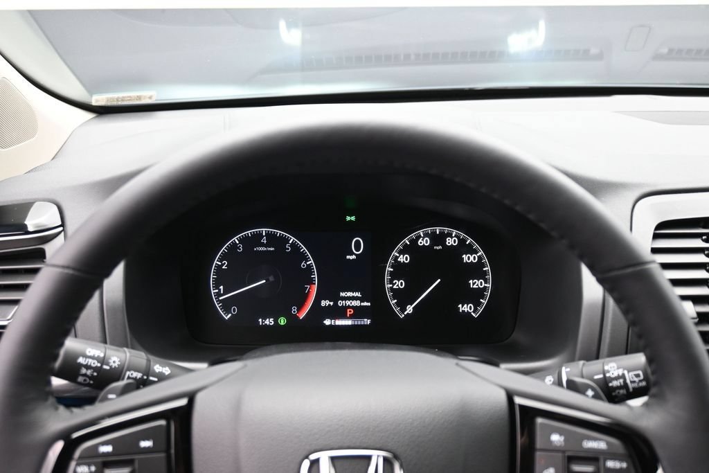Used 2025 Honda Odyssey Elite image 52