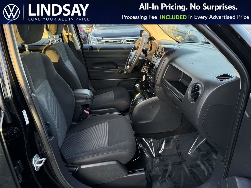 Used 2015 Jeep Patriot Sport w/ Tire & Wheel Group image 12